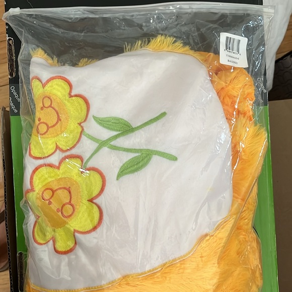 Care Bears Friend Bear Adult Costume Small - Picture 5 of 6